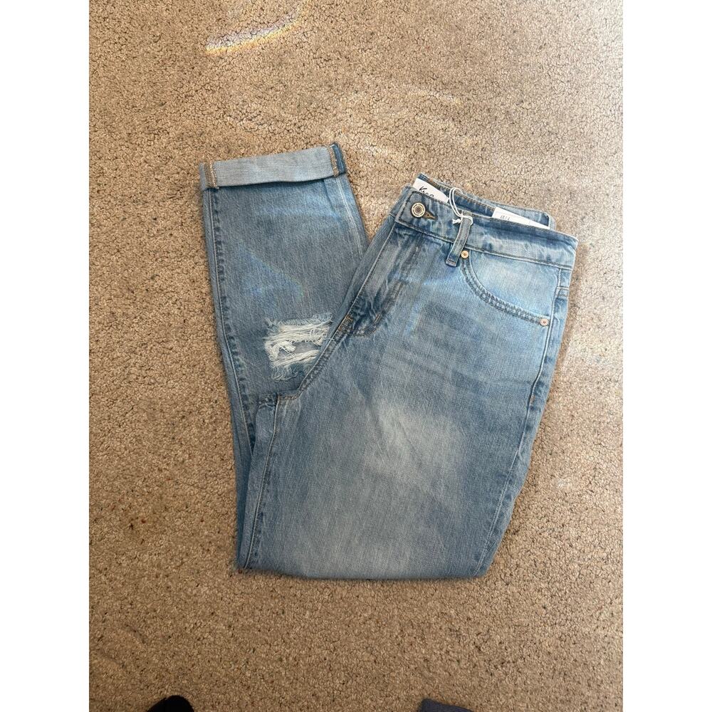 NWT KanKan Light Wash Distressed Relaxed Fit 7/27